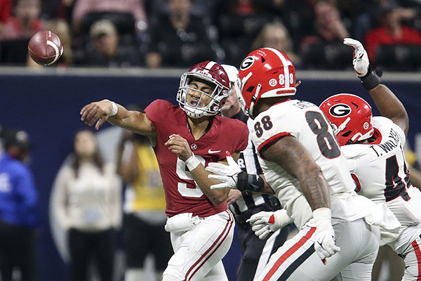 Alabama aims to repeat as national champions